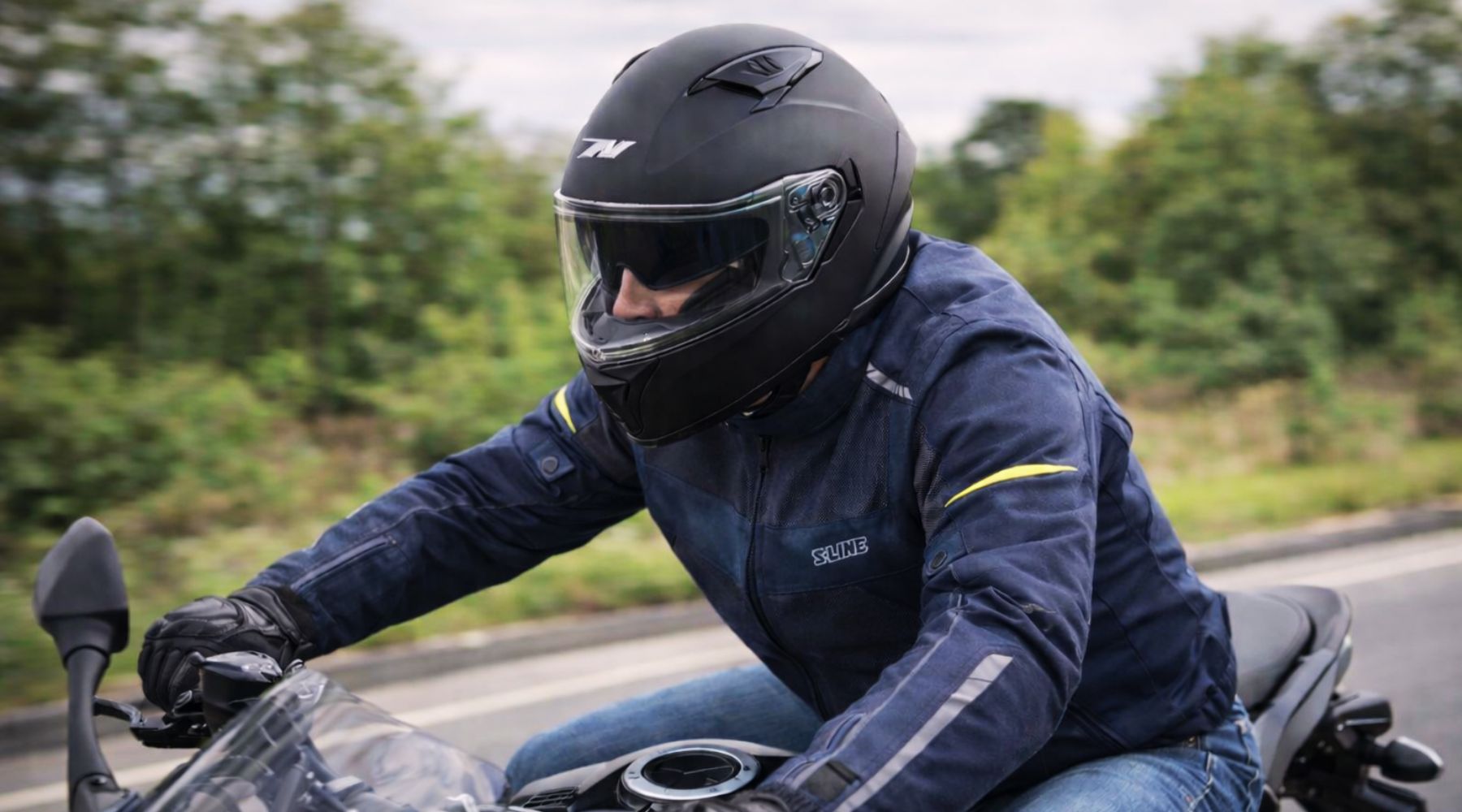 Guide complet débuter moto 2026 équipement obligatoire