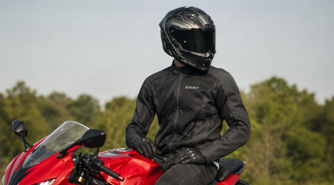 Primer equipamiento de moto: la lista de verificación para el motorista principiante