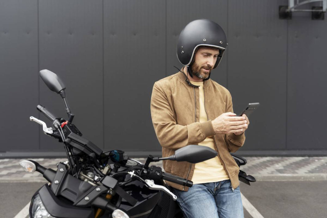 Comment les comparateurs d'assurance pour deux roues gèrent-ils les profils à risque ?