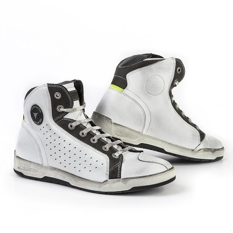 Basket moto Stylmartin SECTOR blanche respirante pour homme et femme avec protections CE