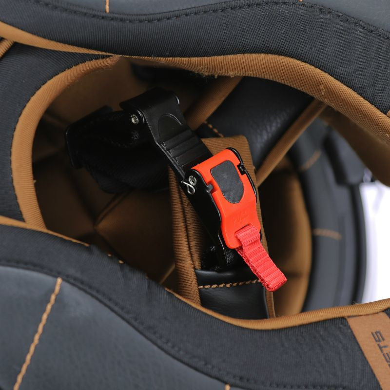 Casque-integral-mt-jarama-vert-kaki-mat-fermeture