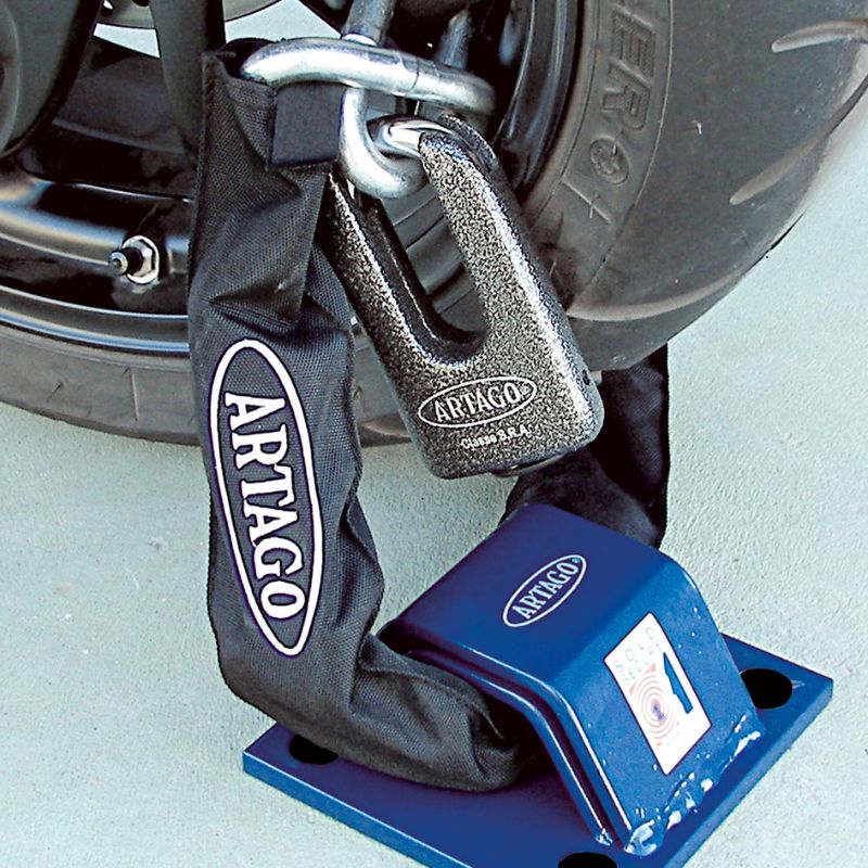 Chaine-antivol-moto-150cm-avec-cadenas-sra-artago-fixation
