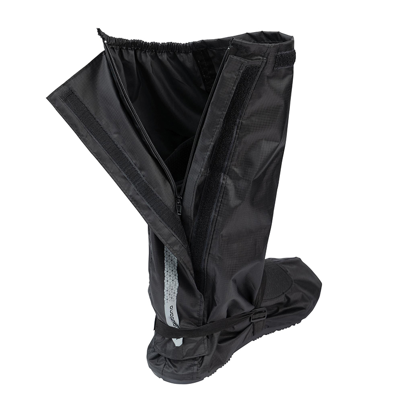 Sur-bottes-de-pluie-noir-arriere