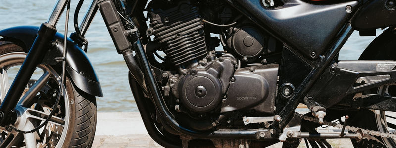Comment nettoyer moteur moto ?