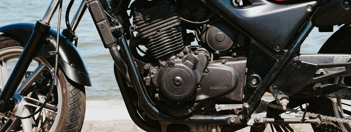 ¿Cómo limpiar el motor de tu motocicleta?
