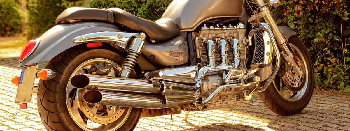 ¿Cómo limpiar el sistema de escape de tu motocicleta?