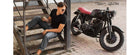 Jeans, un capo essenziale e intramontabile: dalla moda urbana al look da motociclista