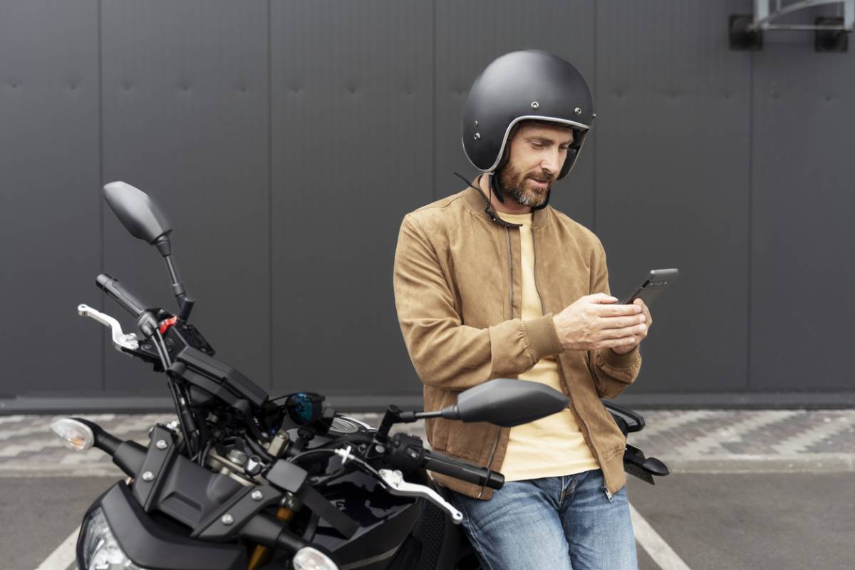 Comment les comparateurs d'assurance pour deux roues gèrent-ils les profils à risque ?