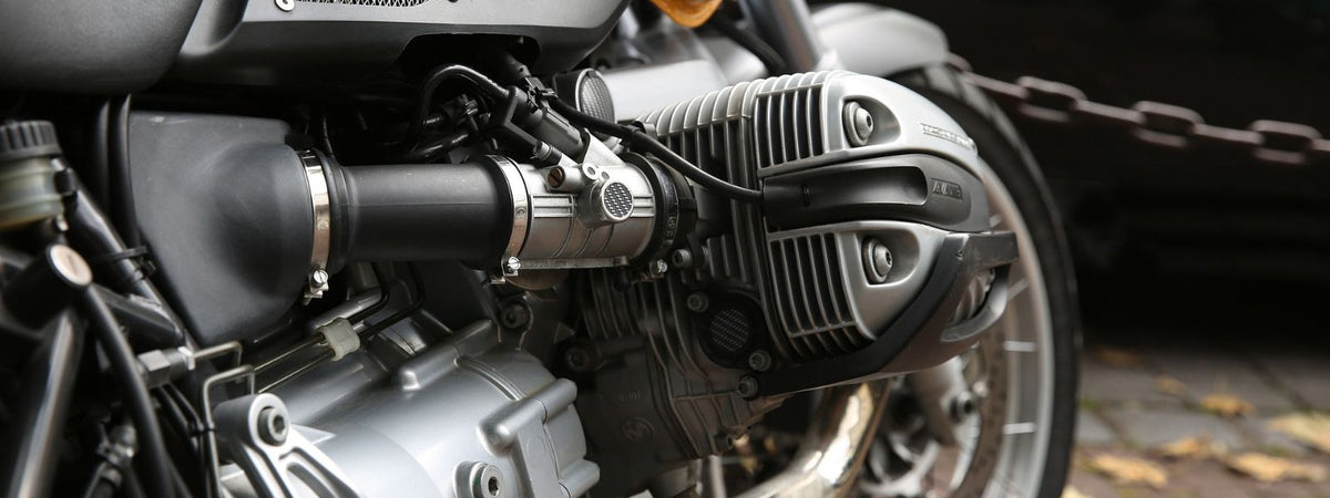 ¿Cómo limpiar el carburador de una motocicleta?