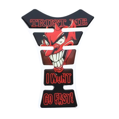 Déco de réservoir moto avec visage de diable rouge et message humoristique "Trust me I won’t go fast"