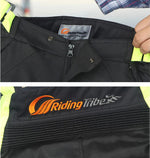 fixation pantalon de moto