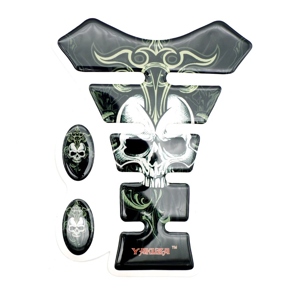Protection de réservoir moto avec crâne blanc tribal et logo Yakuza