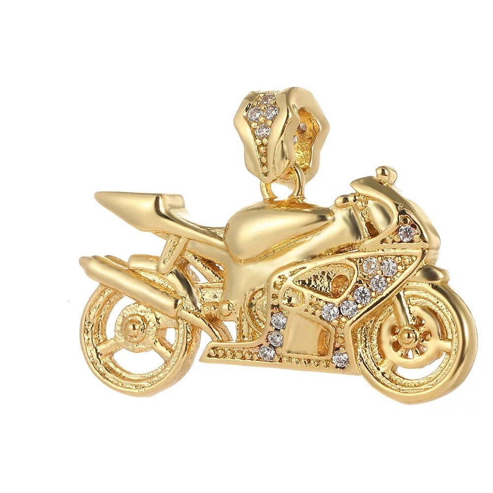 pendentif moto sportive doré femme style biker avec strass