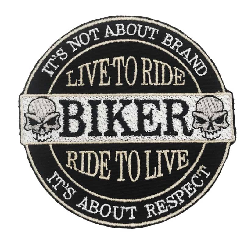 Patch biker brodé 3D avec slogan live to ride et têtes de mort à coudre sur veste motard